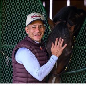 NWT Hildebrandts red and navy hat